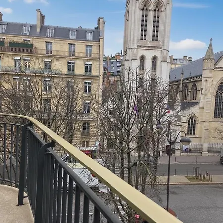 Apartament Luxury Apt, Eiffel View, Golden Triangle Paryż