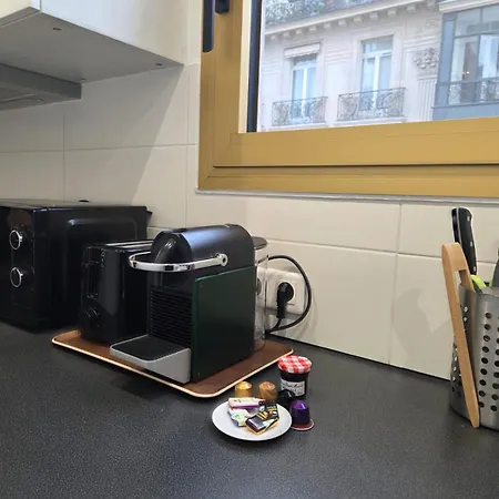Luxury Apt, Eiffel View, Golden Triangle Apartamento Paris