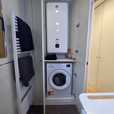 Luxury Apt, Eiffel View, Golden Triangle *